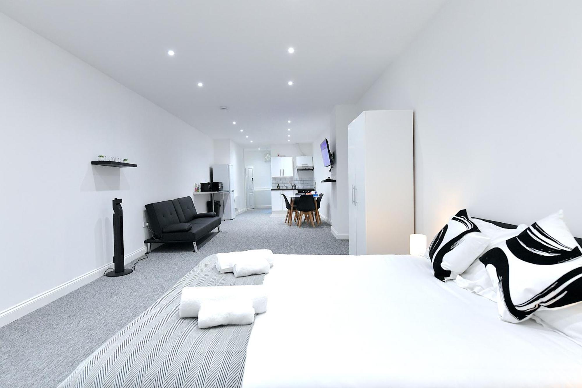 City Central Apartments Лондон Екстериор снимка