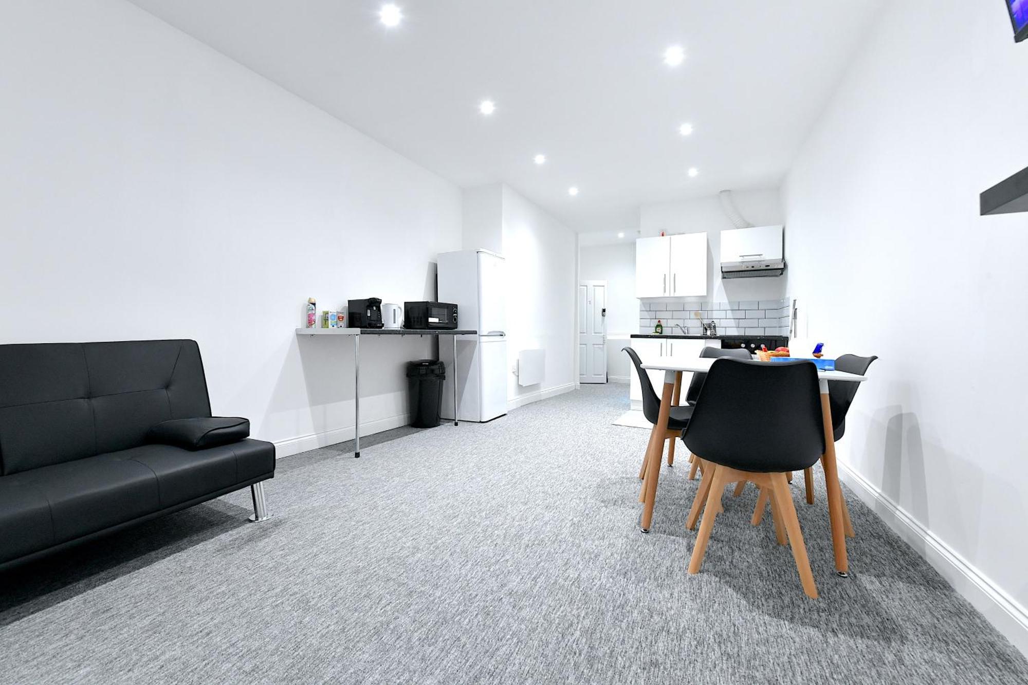 City Central Apartments Лондон Екстериор снимка