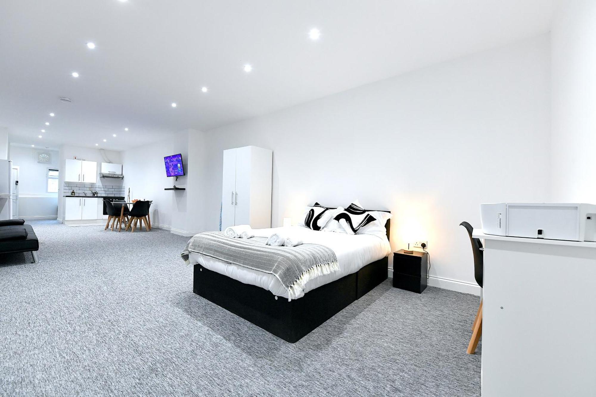 City Central Apartments Лондон Екстериор снимка