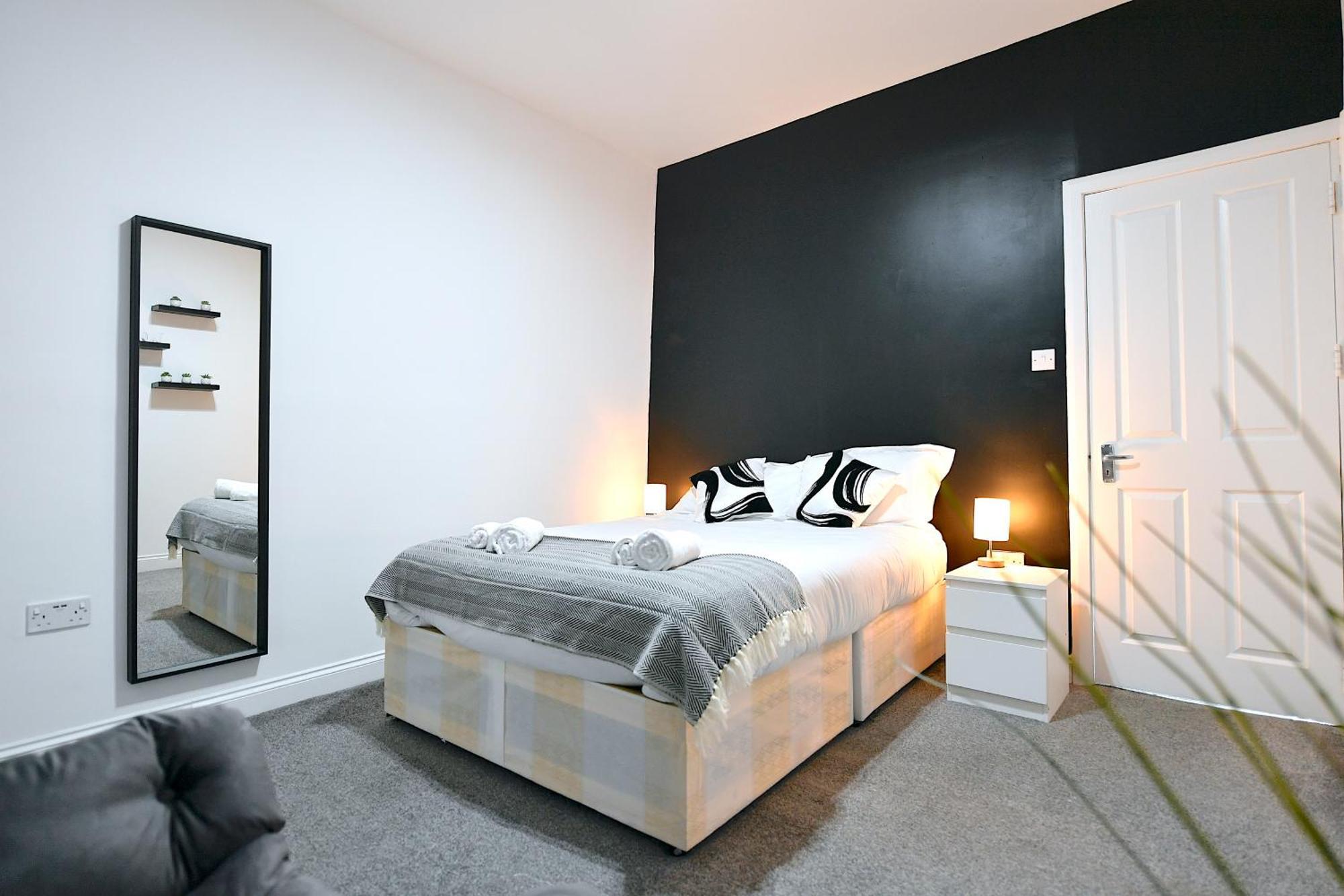 City Central Apartments Лондон Екстериор снимка